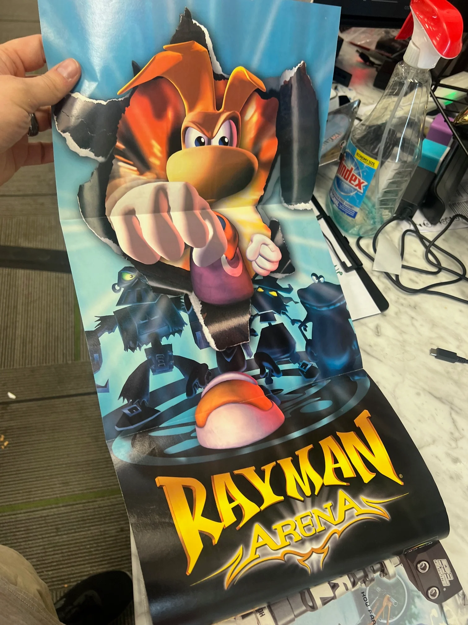 Thumbnail 4